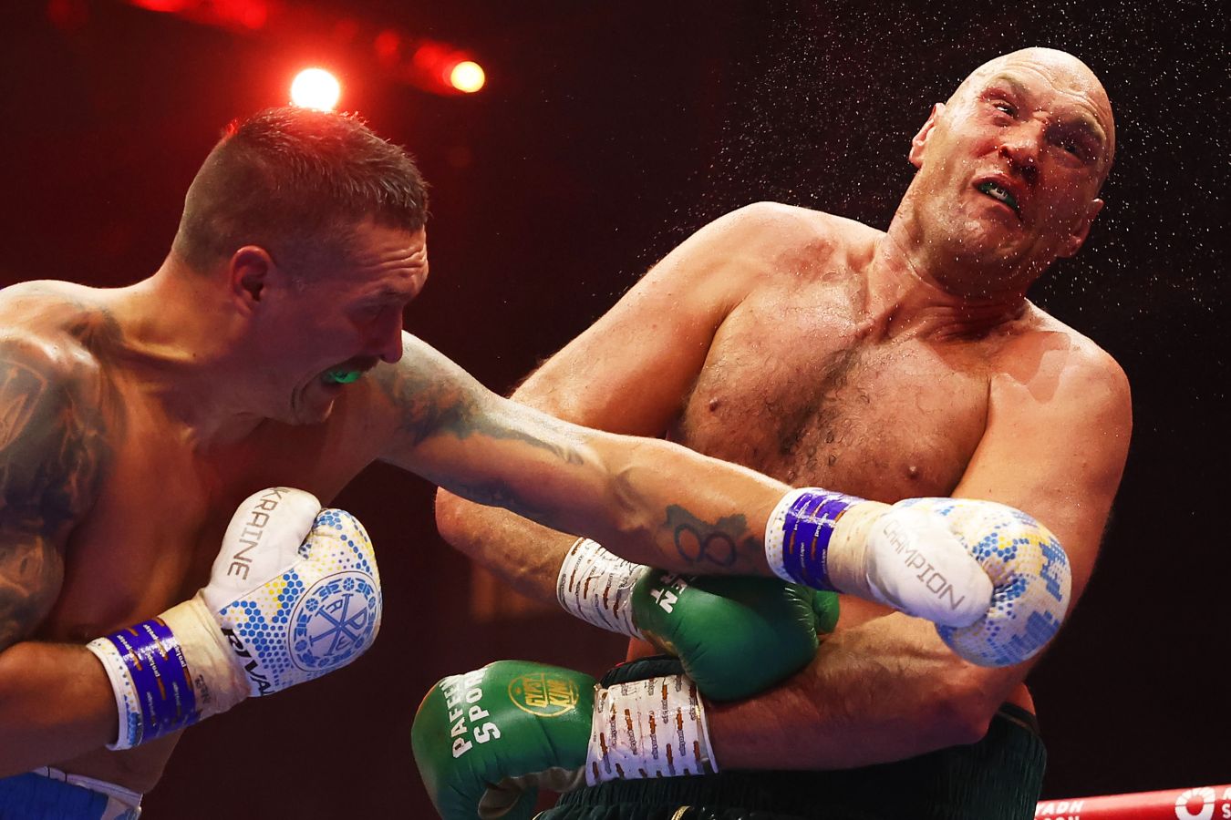 Усик против Фьюри