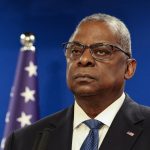 Ллойд Остін