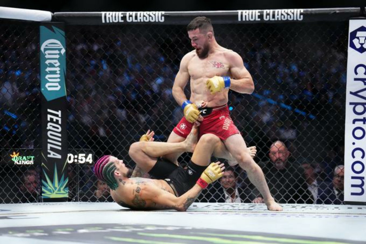 Главный бой UFC 306