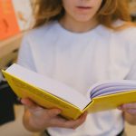 Чтение книги