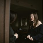 Грустная девушка