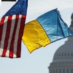 Флаги США и Украины