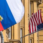 Флаги США и РФ