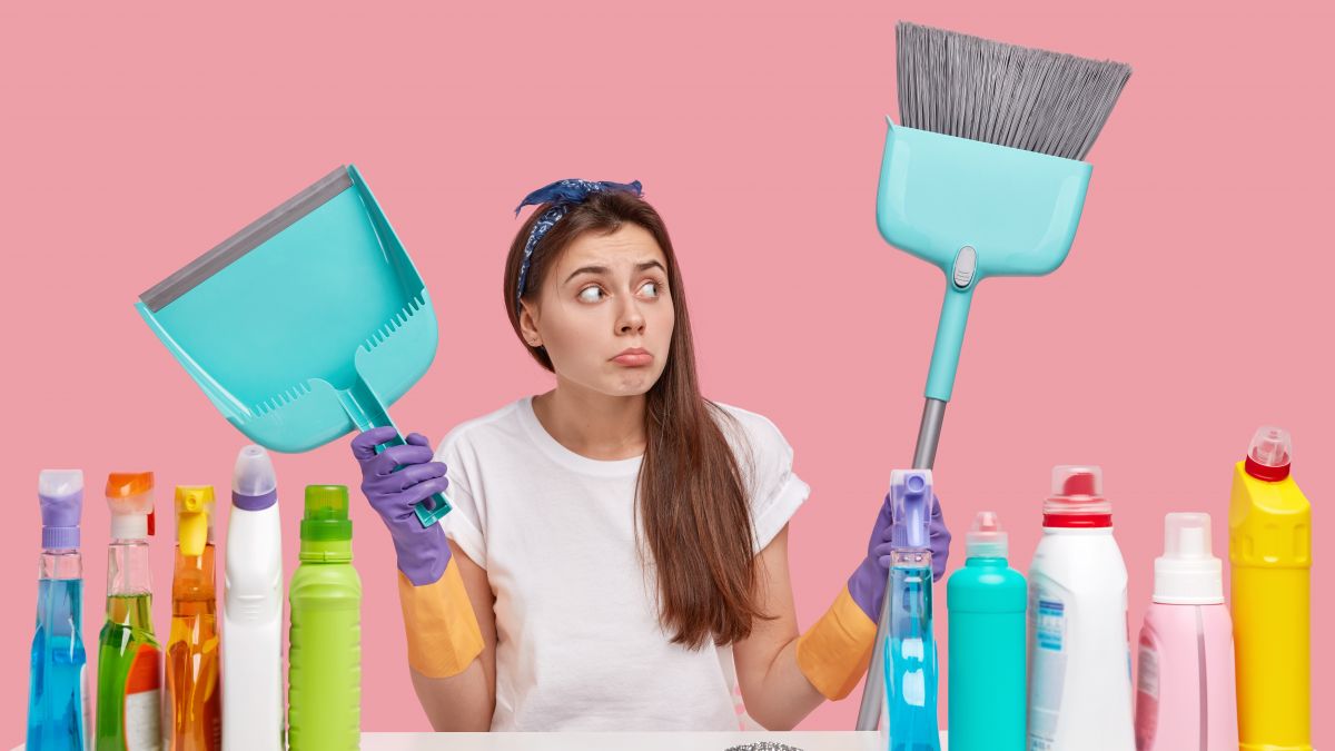 Веник и совок