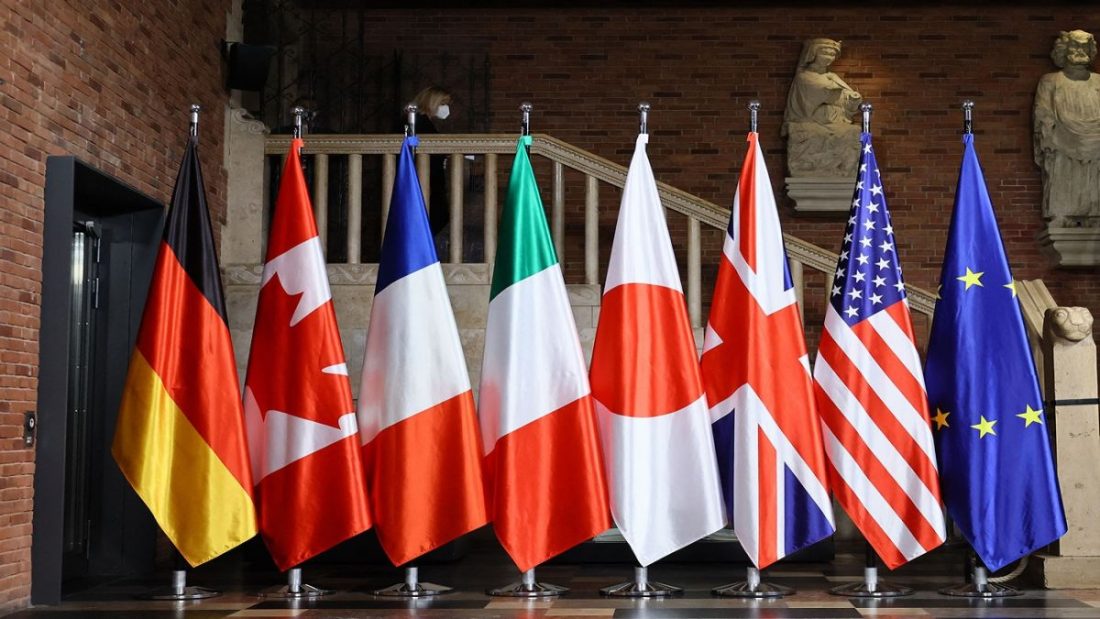 G7