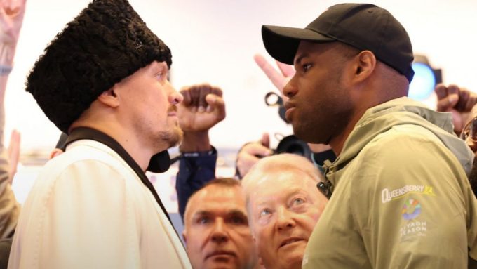 Усик против Дюбуа