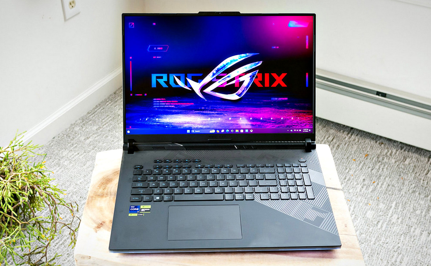 Asus ROG Strix Scar.