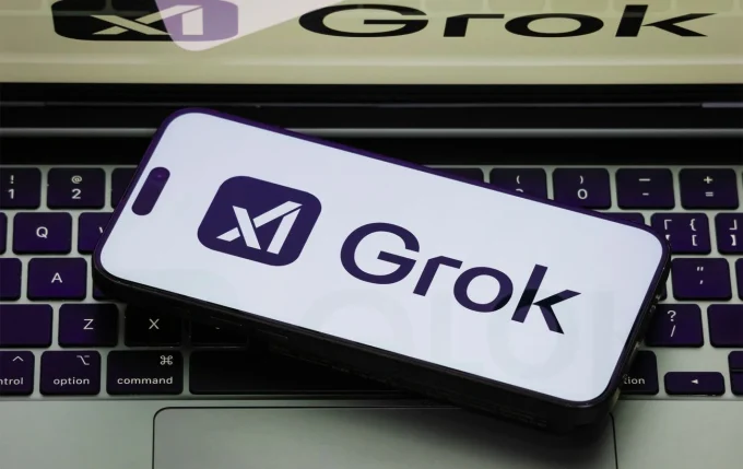 Нейросеть Grok