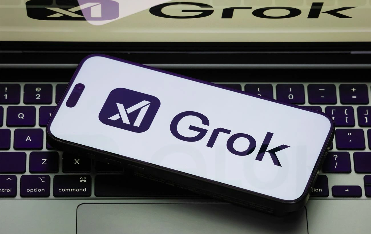 Нейросеть Grok