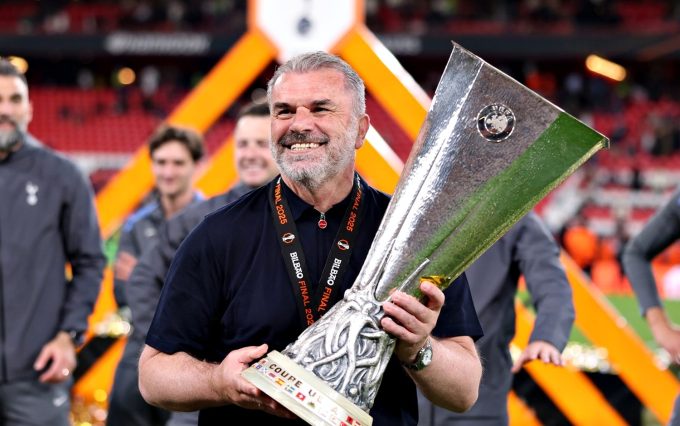 Энджи Постекоглу.