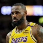 Леброн Джеймс