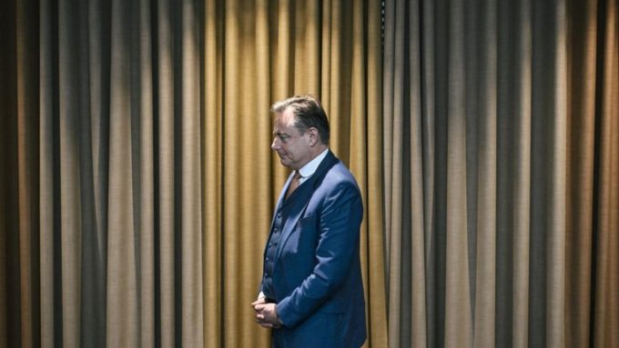 Барт де Вевер