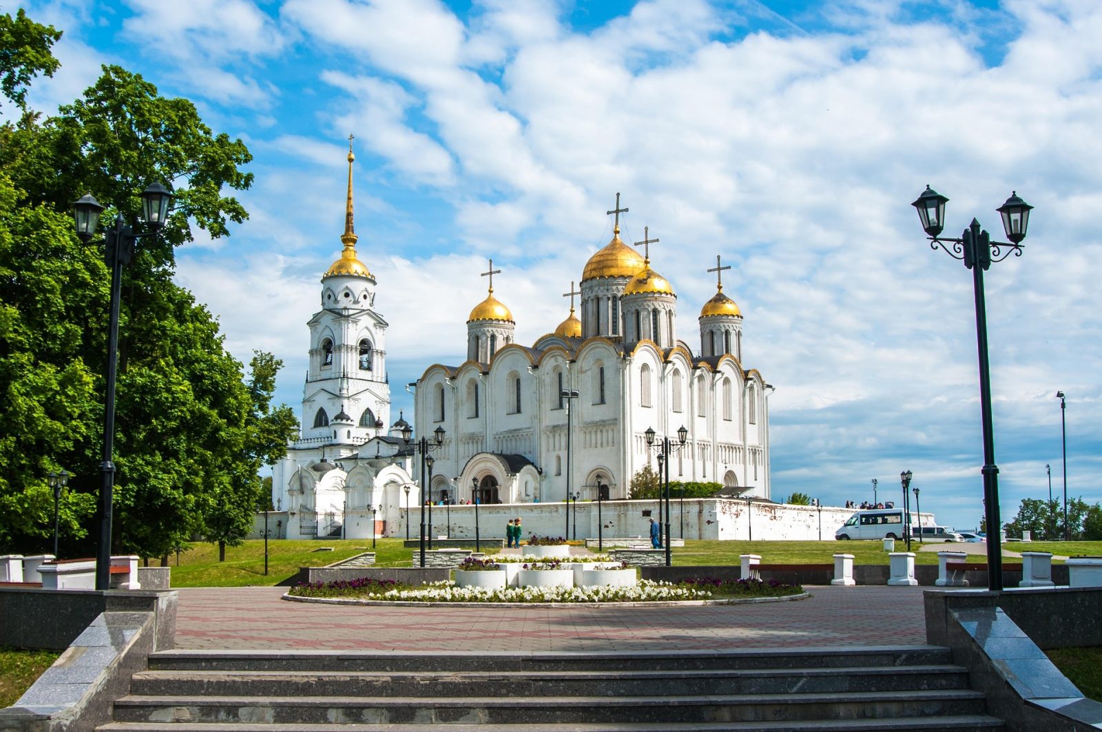 Церковный храм