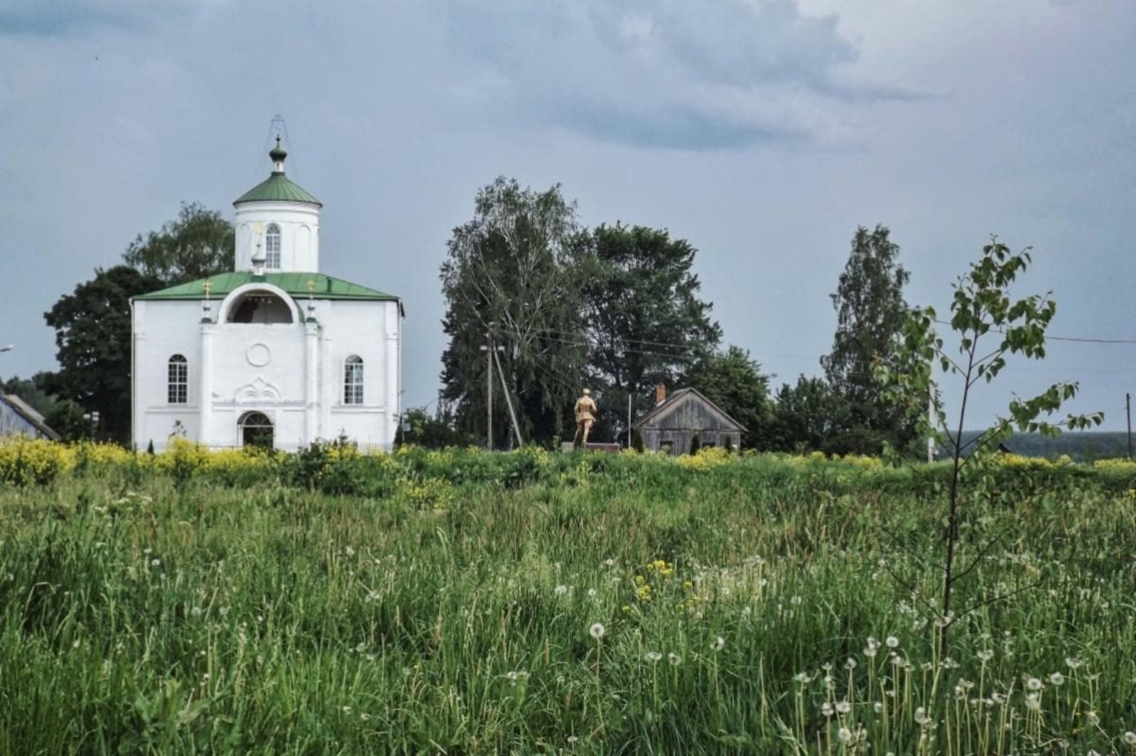 Храм